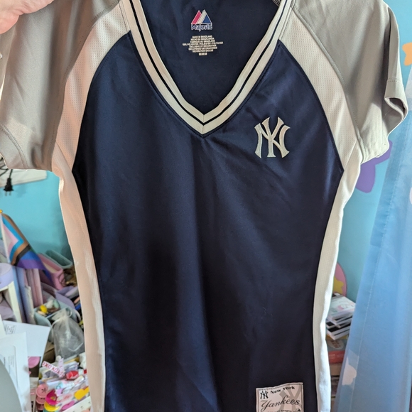 Majestic Navy and Gray Yankees Jersey - Picture 1 of 3
